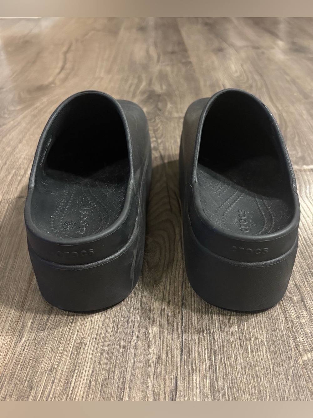 Crocs Dylan Platform Clogs Women’s Size 7 Black Slip-On Comfort Clog - Picture 4 of 8